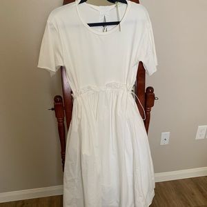 White midi Gianni Bini dress